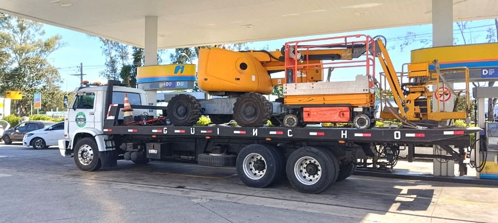 Transporte programado de máquinas e equipamentos